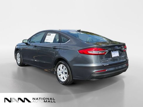 Used 2019 Ford Fusion S FWD image 3