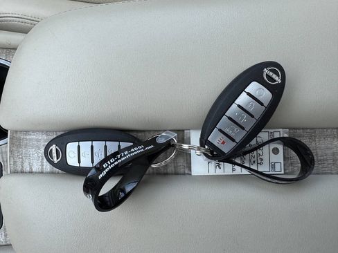 Used 2023 Nissan Murano SL AWD/4WD image 19