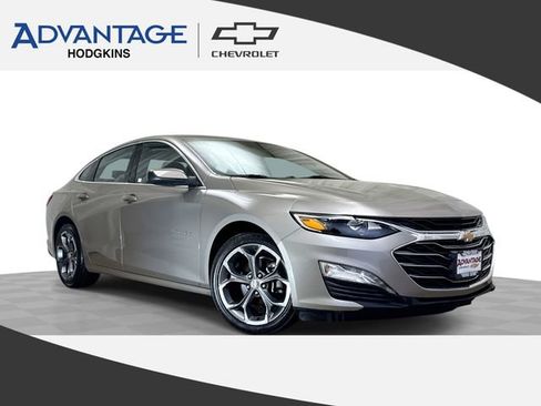 Used 2024 Chevrolet Malibu LT FWD image 1