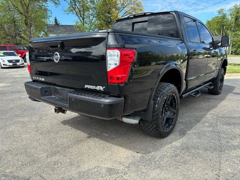 Used 2018 Nissan Titan PRO-4X AWD/4WD image 5