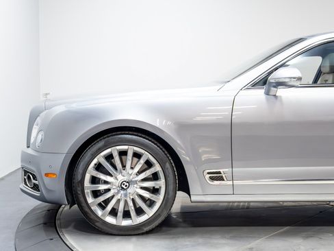 Used 2017 Bentley Mulsanne Speed RWD image 50