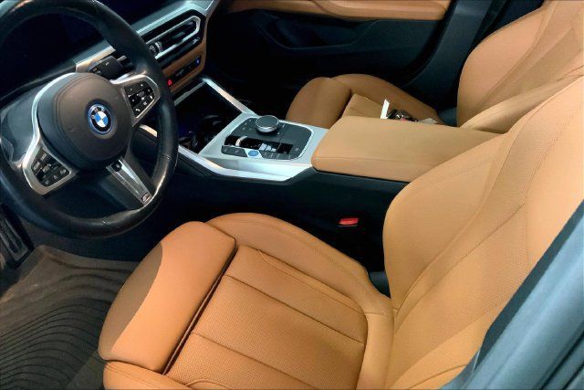 Used 2023 BMW i4 eDrive40 w/ M Sport Package RWD image 8