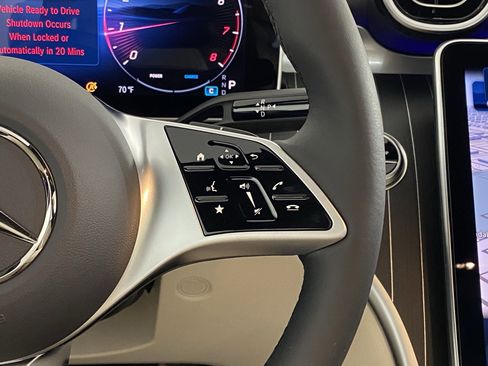 Used 2025 Mercedes-Benz C 300 4MATIC Sedan image 29