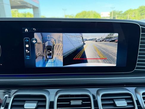 Used 2025 Mercedes-Benz GLE 450 4MATIC image 22