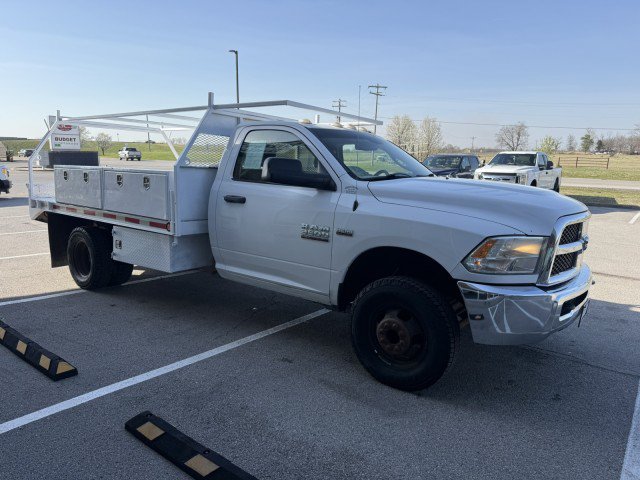 Used 2014 RAM 3500 Tradesman w/ Chrome Appearance Group RWD image 3