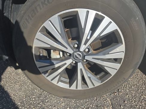 Certified 2023 Nissan Rogue SV AWD/4WD image 8