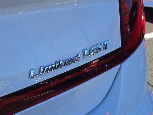 Used 2020 Hyundai Sonata Limited w/ Winter Weather Package image 12