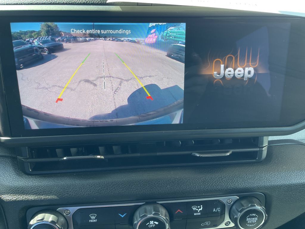 Used 2024 Jeep Wrangler Sport AWD/4WD image 20