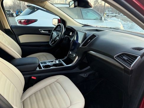 Used 2024 Ford Edge SEL w/ Convenience Package image 10
