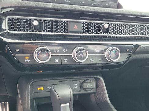 Used 2025 Honda Civic Sport image 28