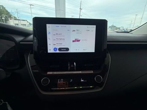 Used 2026 Toyota Corolla LE FWD image 18