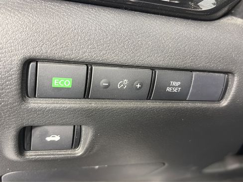 Used 2023 Nissan Sentra SV w/ All-Weather Package FWD image 29