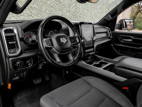 Used 2024 RAM 1500 Big Horn AWD/4WD image 3