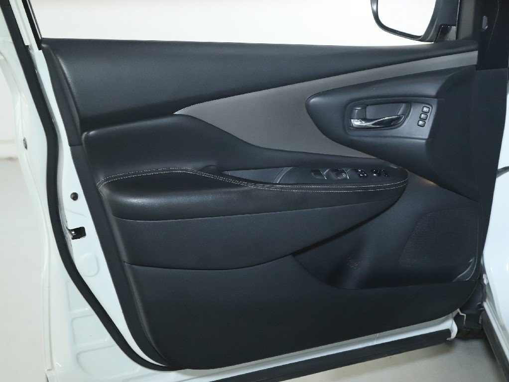 Certified 2021 Nissan Murano SL w/ SL Moonroof Package AWD/4WD image 18