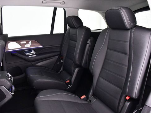 New 2026 Mercedes-Benz GLS 450 4MATIC image 18