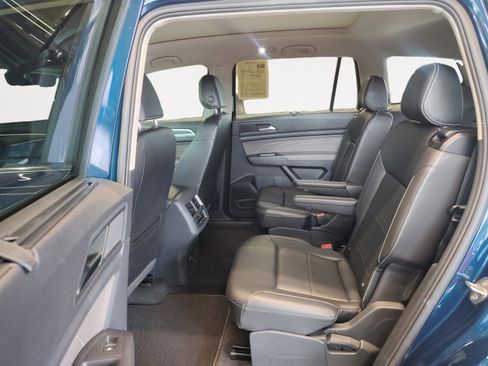 Used 2022 Volkswagen Atlas SEL R-Line AWD/4WD image 24