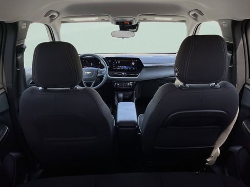 Used 2025 Chevrolet TrailBlazer LT AWD/4WD image 13