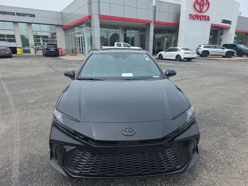 Used 2026 Toyota Camry SE w/ Multimedia Upgrade Package FWD image 3