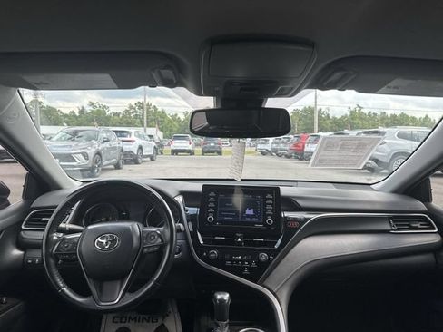 Used 2023 Toyota Camry SE w/ Convenience Package FWD image 10