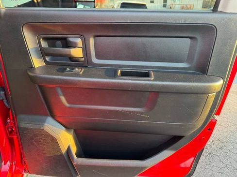 Used 2015 RAM 2500 Tradesman w/ Chrome Appearance Group image 18