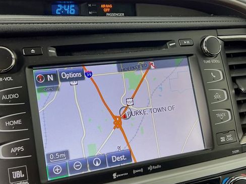 Used 2019 Toyota Highlander Limited Platinum image 12