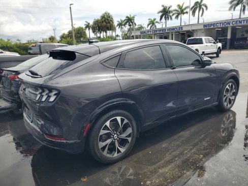 Used 2022 Ford Mustang Mach-E Premium RWD image 8