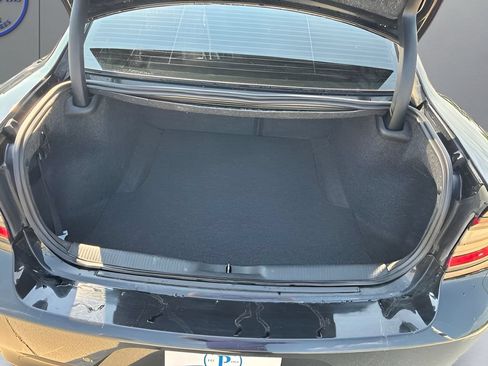 Used 2019 Dodge Charger R/T w/ Driver Confidence Group RWD image 13