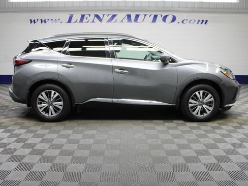 Used 2023 Nissan Murano SV AWD/4WD image 2