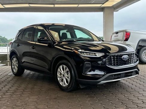 Certified 2023 Ford Escape Active w/ Tech Pack #2 FWD image 21