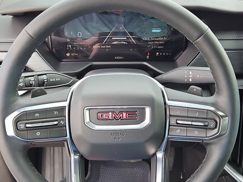 New 2026 GMC Acadia Elevation image 17