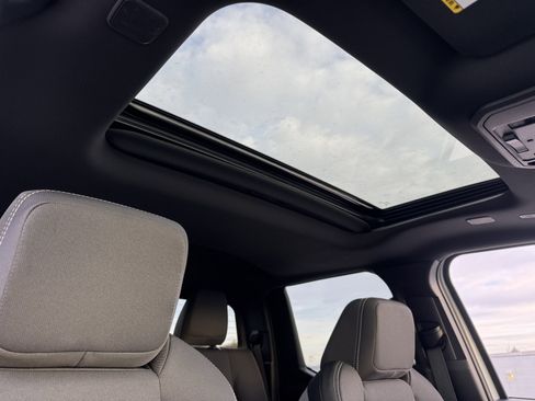 New 2026 Toyota Tacoma TRD Off-Road image 3