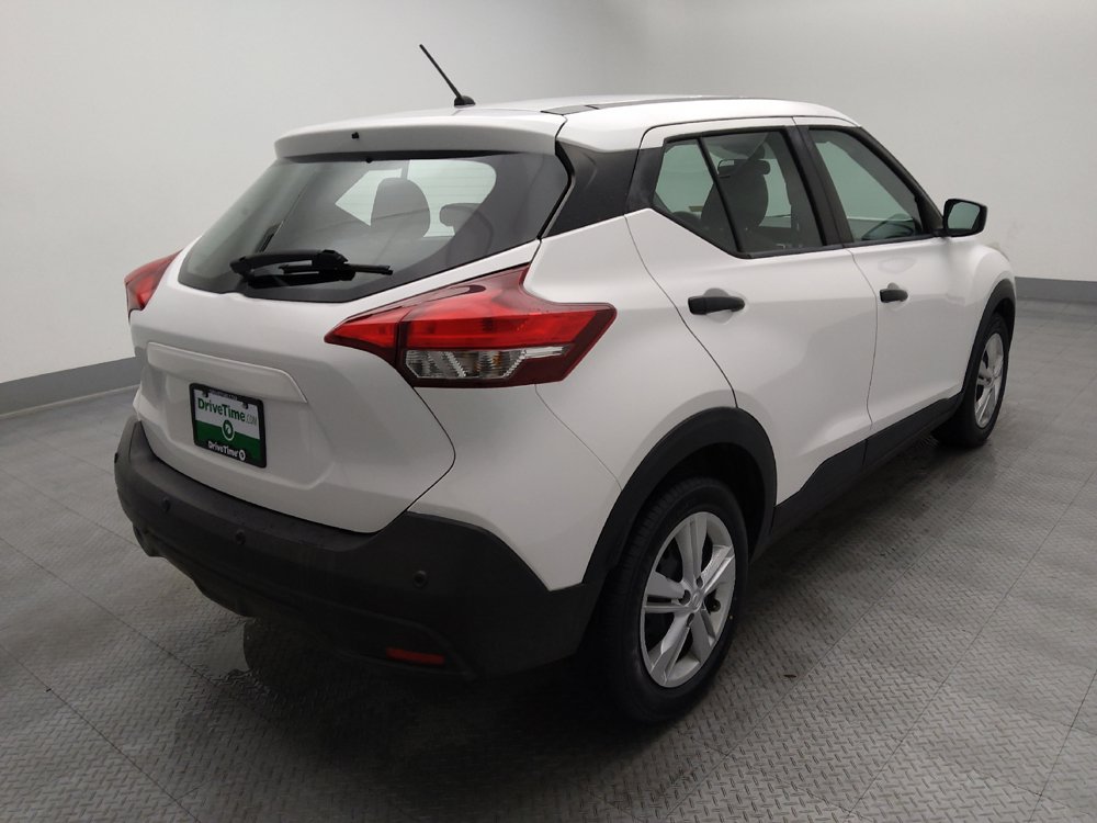 Used 2020 Nissan Kicks S FWD image 9