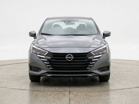 Used 2025 Nissan Versa SV FWD image 2