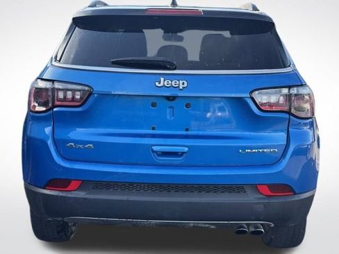 Certified 2022 Jeep Compass Limited image 7