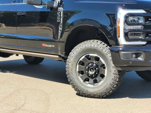 New 2026 Ford F350 Platinum w/ Tremor Off-Road Package AWD/4WD image 2