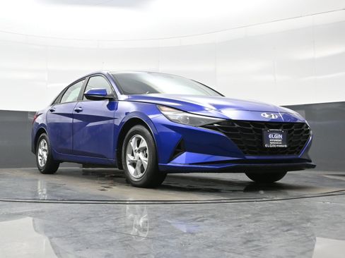 Used 2023 Hyundai Elantra SE image 30