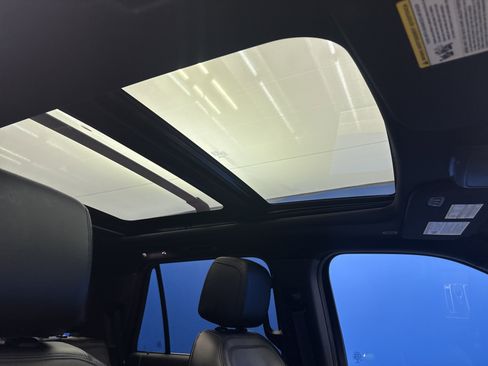 Used 2018 Ford Expedition Limited w/ Equipment Group 302A image 25