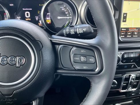 Used 2023 Jeep Wrangler Unlimited w/ Cold Weather Group image 23