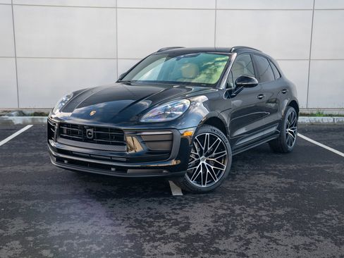 New 2026 Porsche Macan image 1
