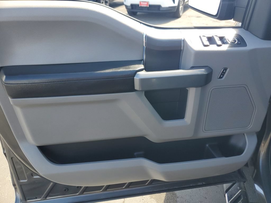 Used 2016 Ford F150 XLT w/ Equipment Group 302A Luxury RWD image 21