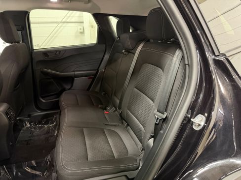 Certified 2025 Ford Escape Active AWD/4WD image 11