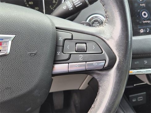 Certified 2023 Cadillac XT4 Luxury image 28