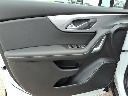 New 2026 Chevrolet Blazer LT w/ LPO, Floor Liner Package FWD image 11