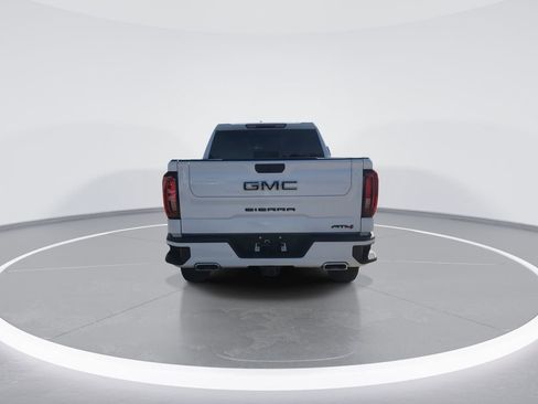 Used 2022 GMC Sierra 1500 AT4 w/ AT4 Preferred Package image 7