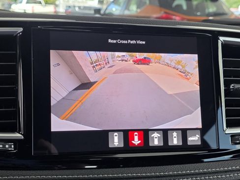 New 2026 Chrysler Pacifica Limited w/ Uconnect Theater Family Group AWD/4WD image 22