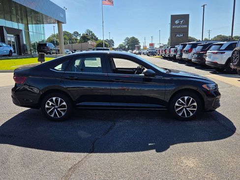 Used 2024 Volkswagen Jetta S FWD image 14