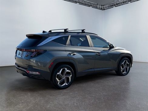 Used 2022 Hyundai Tucson SEL w/ Convenience Package image 3