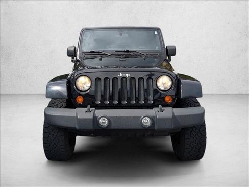 Used 2012 Jeep Wrangler Unlimited Rubicon w/ Connectivity Group AWD/4WD image 5