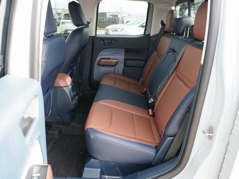 Certified 2023 Ford Maverick Lariat w/ Lariat Luxury Package image 19