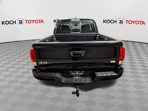 Used 2023 Toyota Tacoma SR AWD/4WD image 7